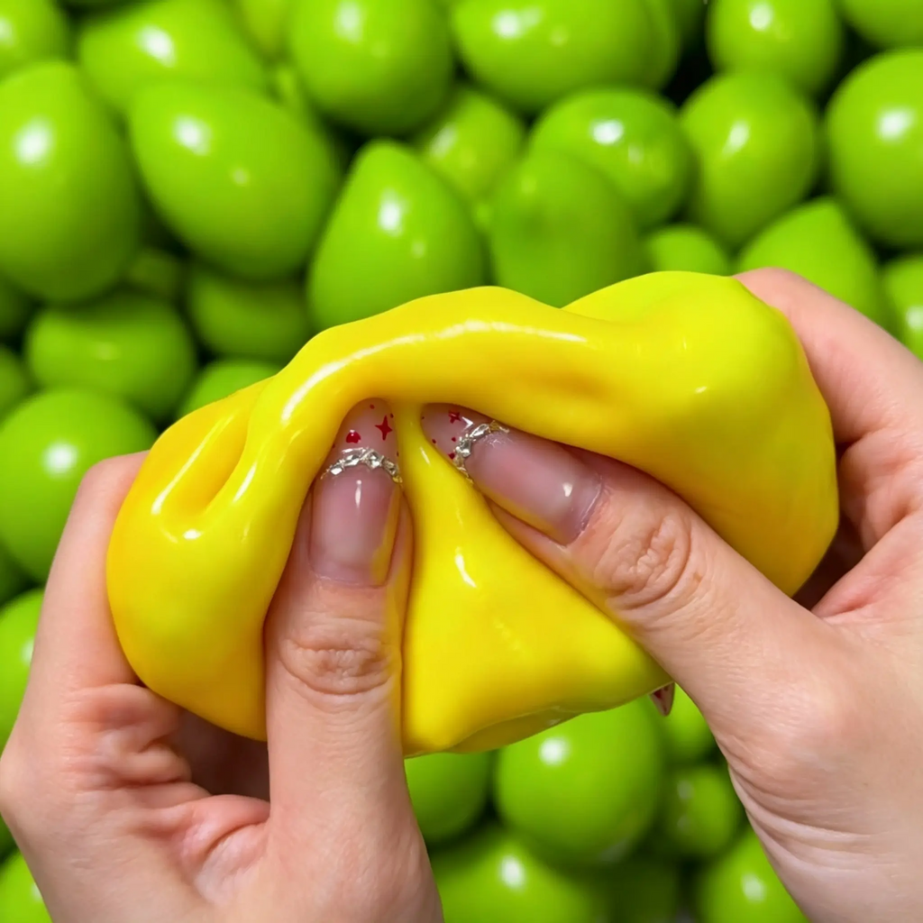 Mango Squishy Stress Ball | Heat-Activated Color Change & ASMR Crunchy Bead Fidget Toy
